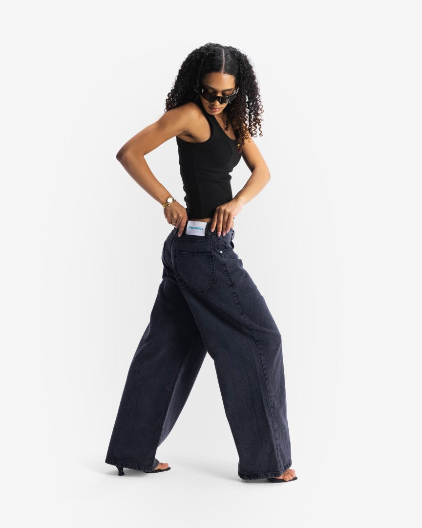 REGULAR FIT
