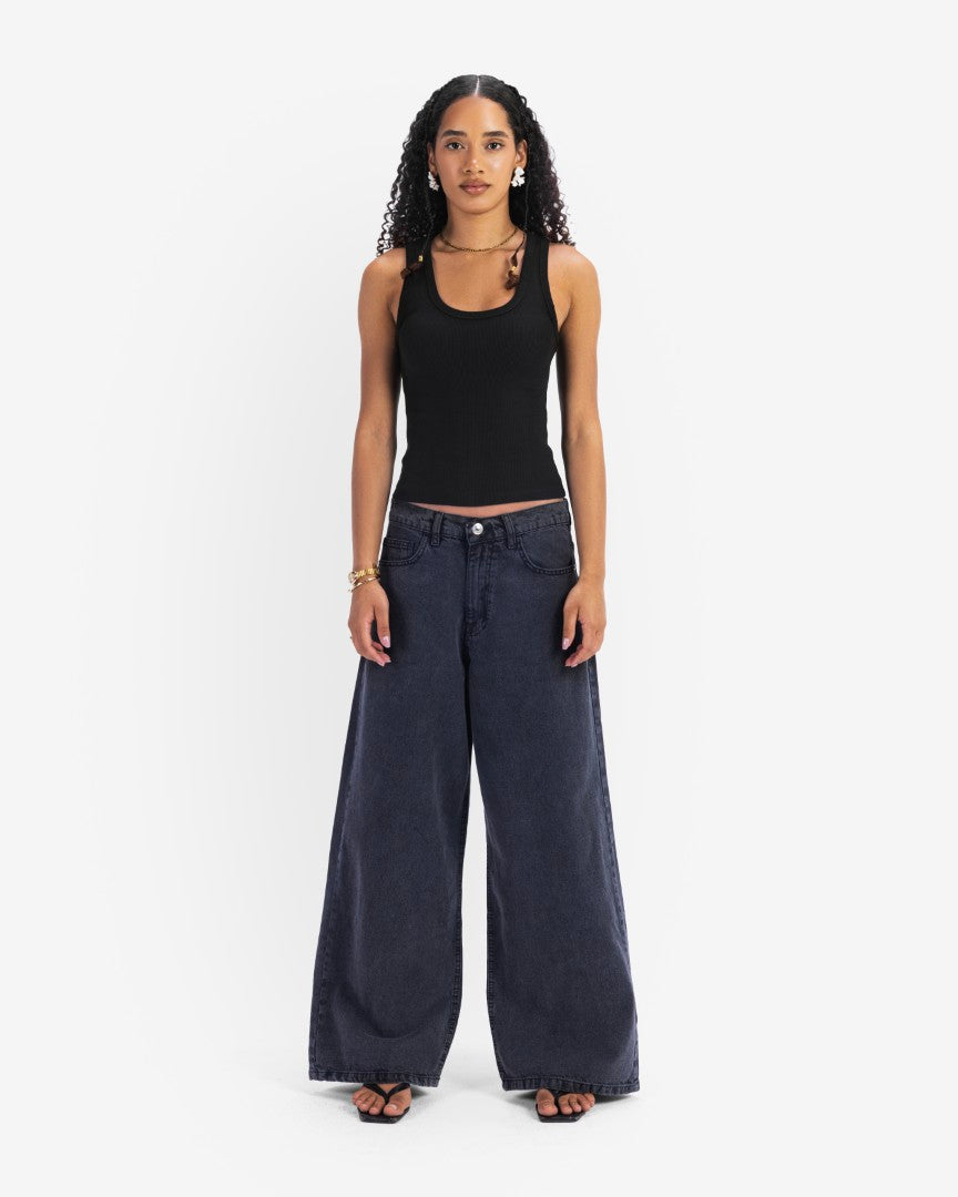 REGULAR FIT